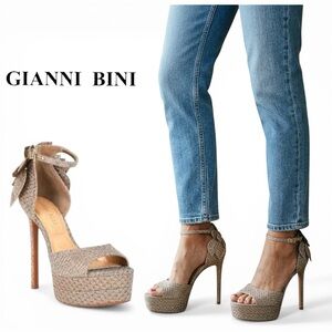 Gianni Bini Sandals Women Gold Sparkle Platform Heel Size 10 NWT